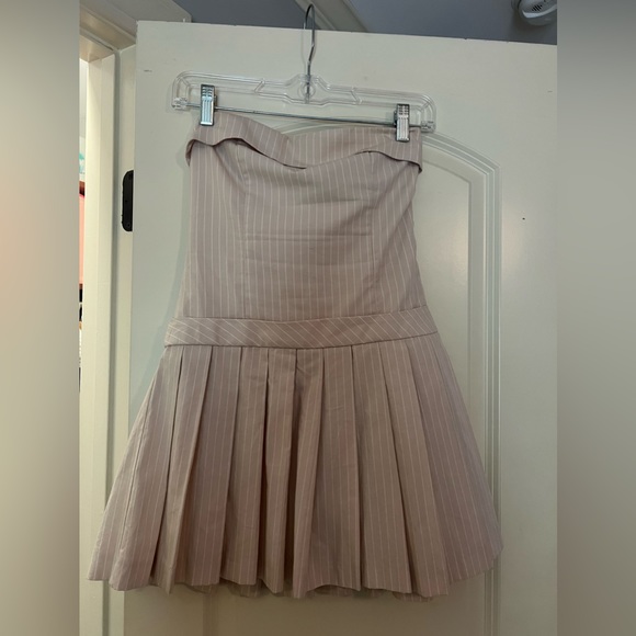 Zara cream pleated dress - Picture 3 of 4